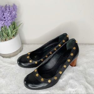 Tory Burch Derek Black & Gold Logo Stud Heels 6.5